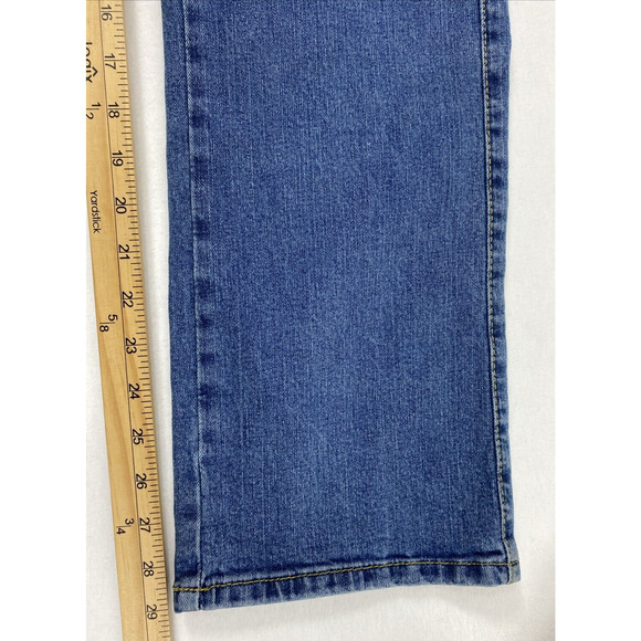 Wrangler Aura‎ Jeans Womens Size 8P Short Rise Medium Wash Denim - Picture 9 of 10